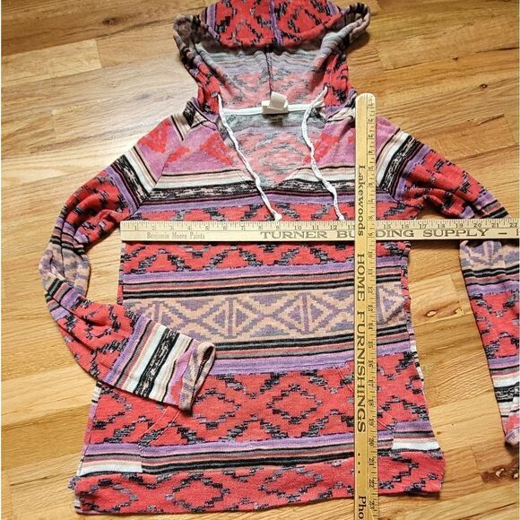 💙3 for $30💙 Aztec Tribal Print V Neck Pullover Hoodie Medium - Picture 3 of 5